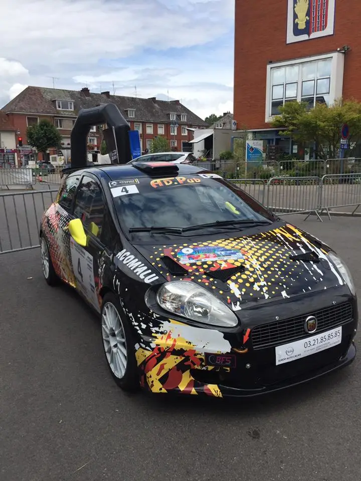 Voiture de compétition